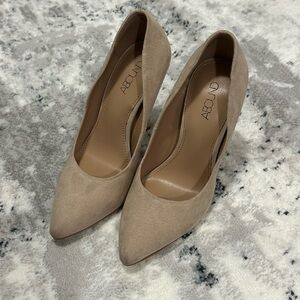 ABOUND Whitnee Women's Taupe Heels, Faux Suede, SIZE 4.5
